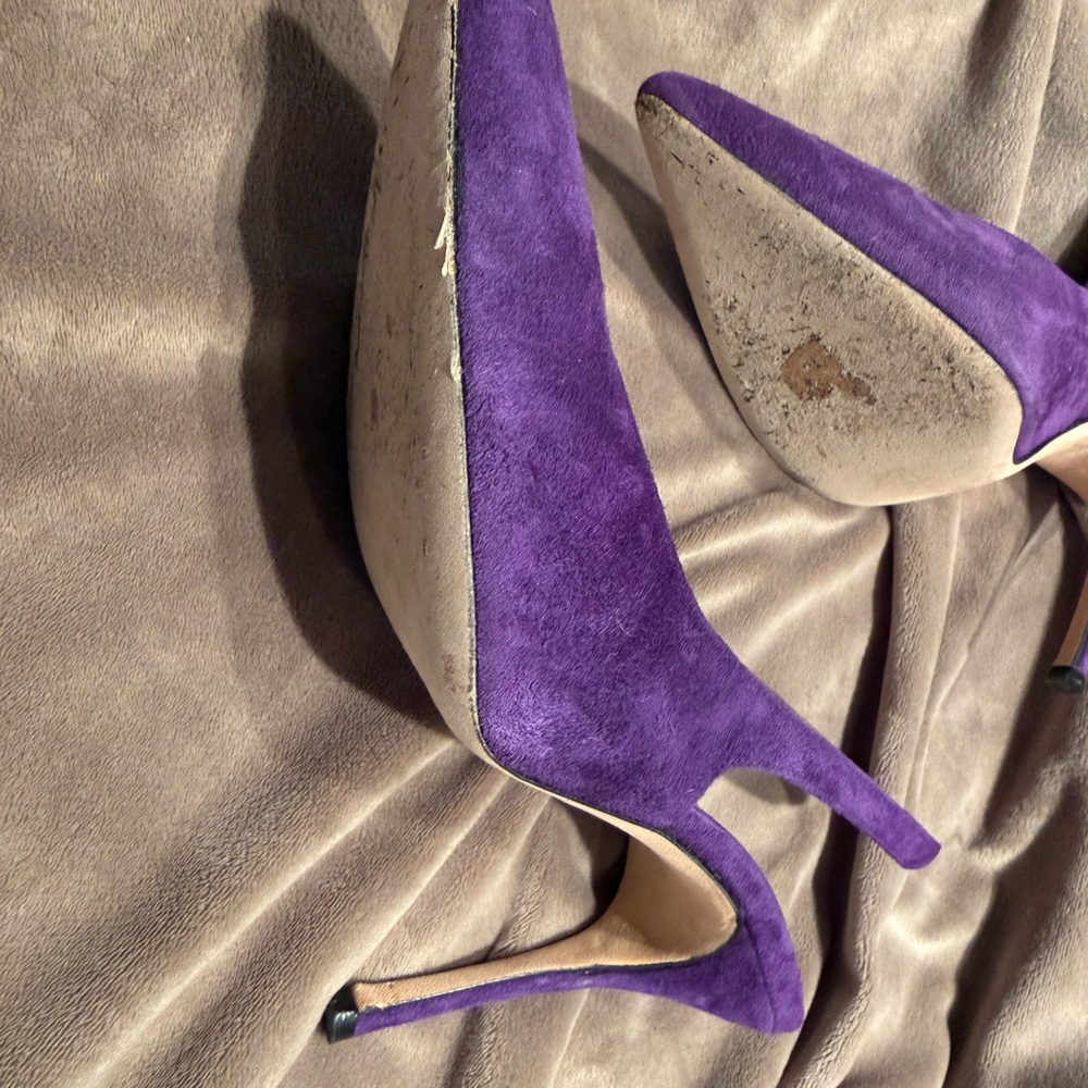 Manolo Blahnik Purple Slingback Heels - Picture 3 of 7